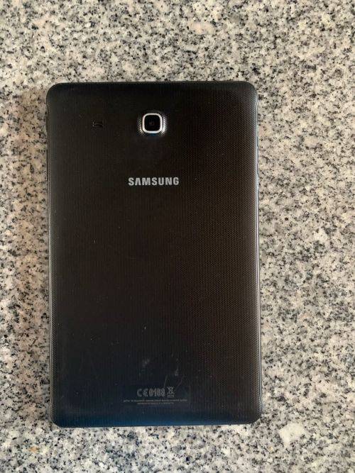 SAMSUNG TAB E WIFI and 4G