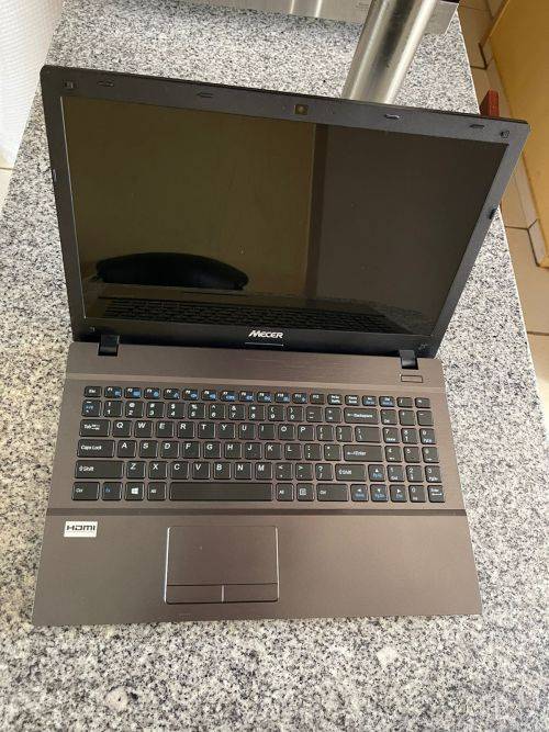 MECCER W550EU CORE i7
