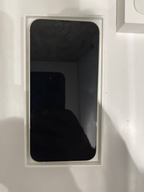 Apple iPhone 13 128GB Starlight NEW OPEN BOX