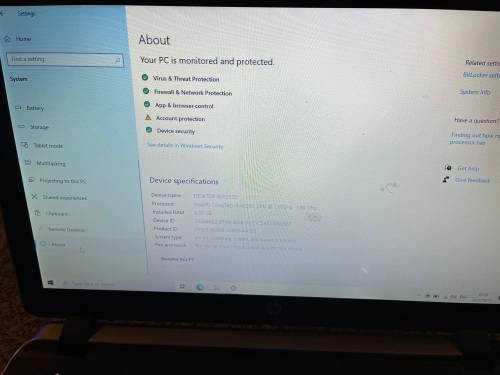 HP Pavillion 15-P100ni core i3 PLIZ READ