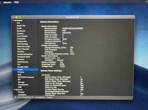 MACBOOK AIR 13 `` CORE i5 2018 LOW CYCLE COUNT