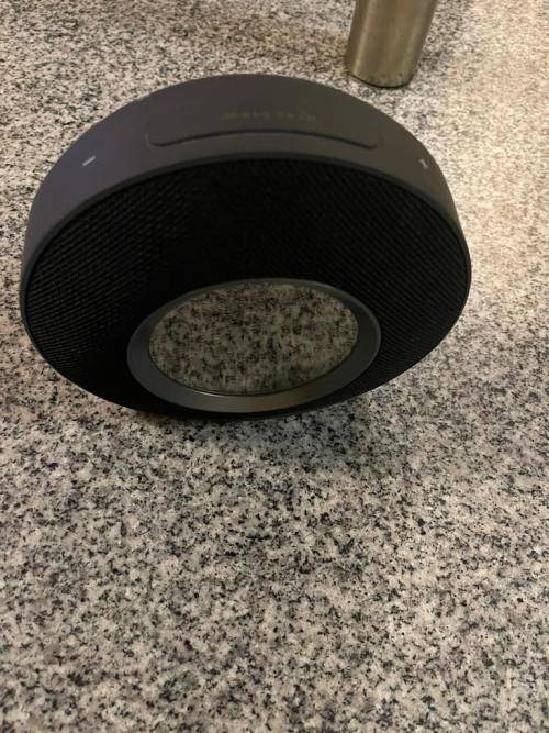 JBL Horizon Bluetooth Alarm Clock with USB Charging and Ambient Light (Black)