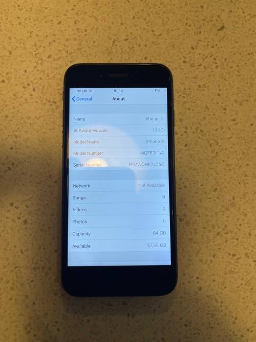 I PHONE 8 64GB MINT CONDITION 100% BATT HEALTH