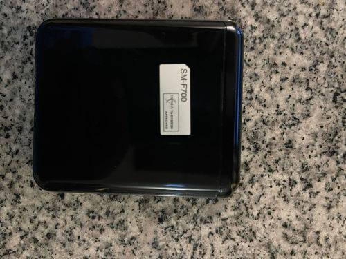 Samsung Galaxy Z Flip SM-F700F/DS  5G {256GB, Single  Sim, Blue} Mint condition