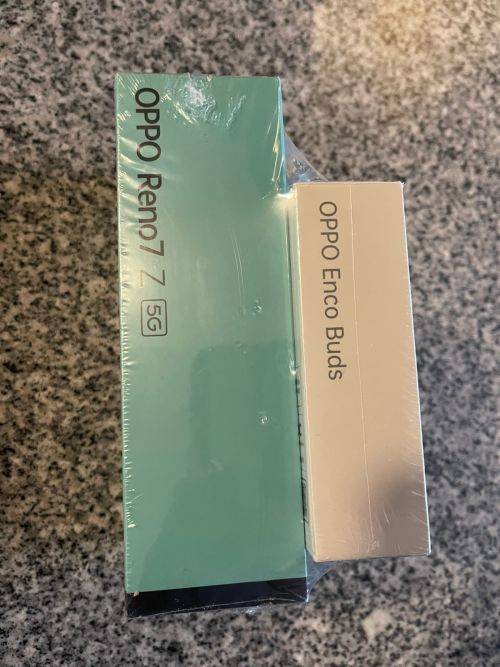 Oppo Reno7 Z 5G Dual Sim 128GB and earbuds combo - Rainboz Spectrum New Sealed