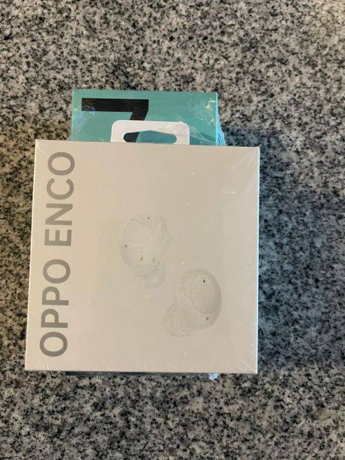 Oppo Reno7 Z 5G Dual Sim 128GB and earbuds combo - Rainboz Spectrum New Sealed