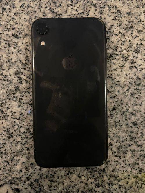 i PHONE XR 64GB MINT CONDITION  85% BATT HEALTH PLIZ READ