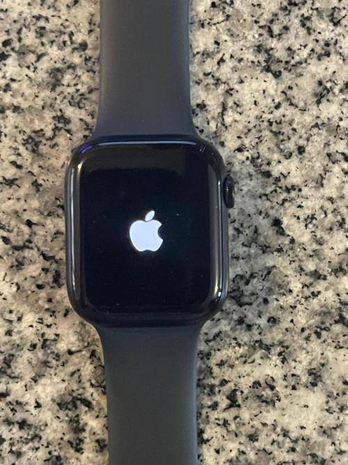 APPLE WATCH SERIES 7 - 45MM -GPS LTE PLEASE READ