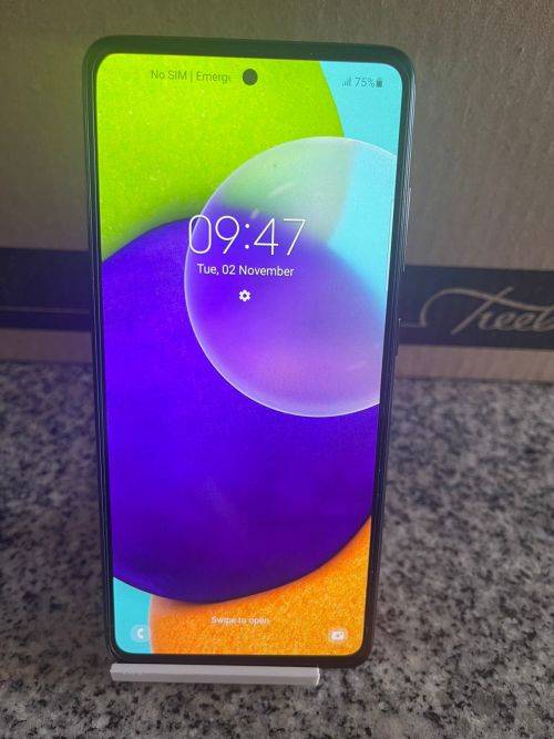 SAMSUNG A52 4GB RAM 128GB MEMORY SINGLE SIM   MINT CONDITION