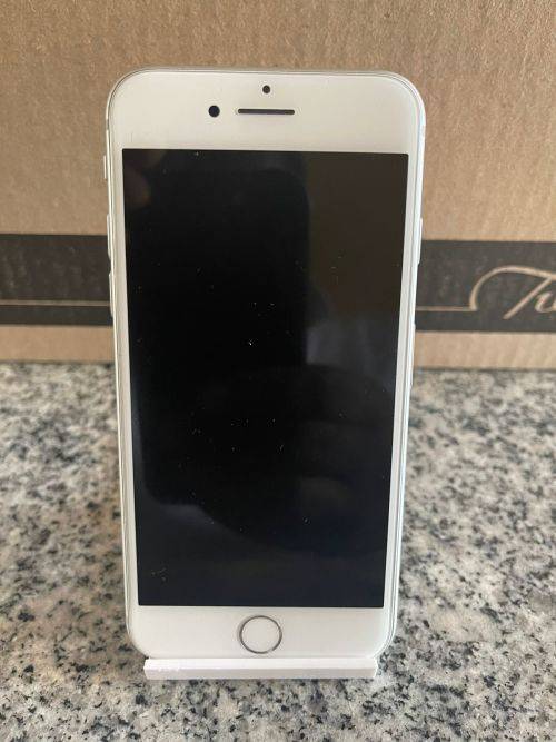 I PHONE 8 64GB 80% BATT HEALTH