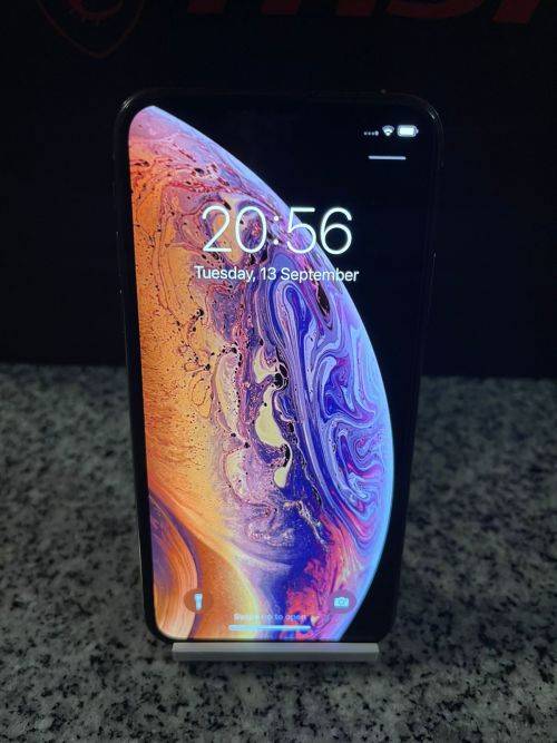 i PHONE XS  256GB MINT CONDITION
