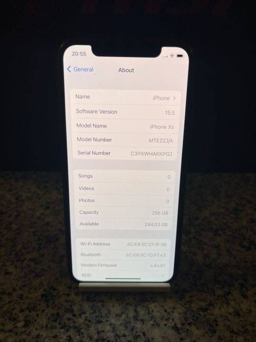 i PHONE XS  256GB MINT CONDITION