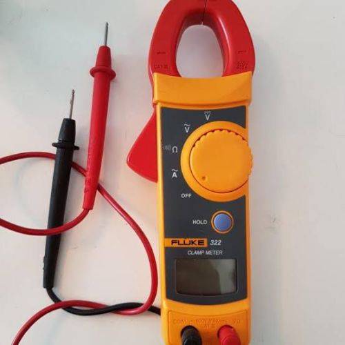 FLUKE 322  CLAMP METER MINT CONDITION
