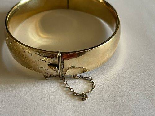 Stunning Solid Vintage 9ct 1/5th Metal Core Bangle!! 21.6 Grams