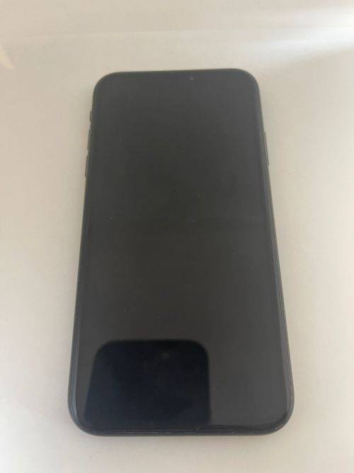 i PHONE XR 64GB MINT CONDITION  PLEASE READ