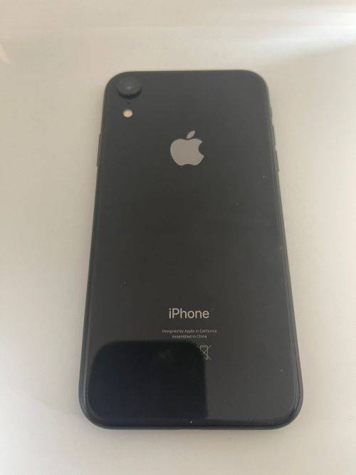 i PHONE XR 64GB MINT CONDITION  PLEASE READ