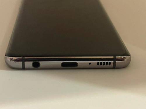 SAMSUNG S10 SINGLE SIM 8GB RAM 128 GB MEMORY MINT CONDITION