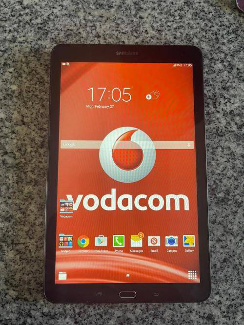 SAMSUNG TAB E WIFI and 4G