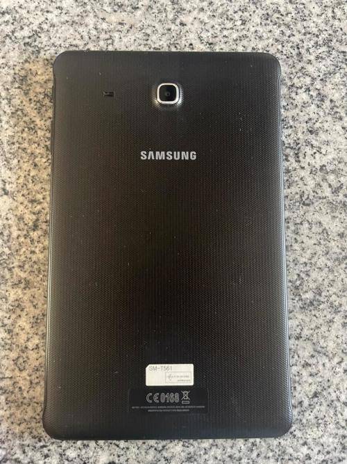 SAMSUNG TAB E WIFI and 4G