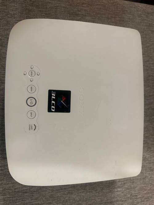 Sony VPL-EX4 XGA (1024 x 768) LCD Multimedia Projector Please read