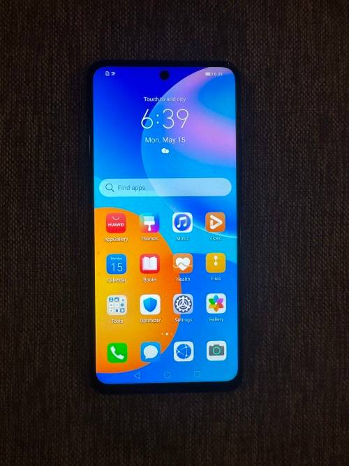 HUAWEI P SMART 2021 4GB RAM 128 GB MEMORY DUAL SIM MINT CONDITION