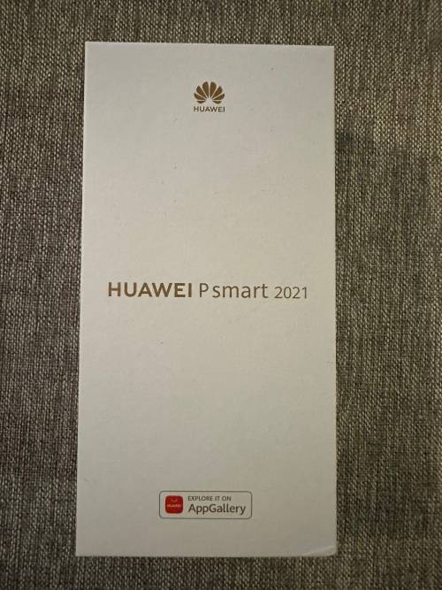 HUAWEI P SMART 2021 4GB RAM 128 GB MEMORY DUAL SIM MINT CONDITION