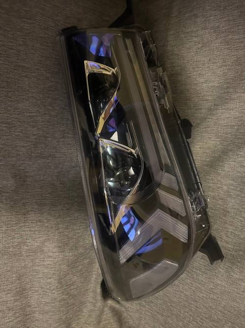 Toyota Hilux Headlights 2016-2019 set of 2 New