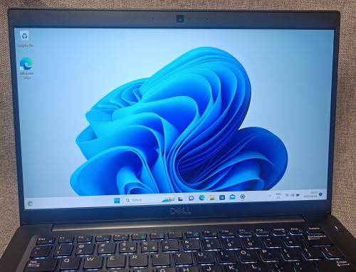 Dell Latitude 7390 UltraBook, 8th gen i5-8250U@1.6GHz, 8GB RAM, 256GB m.2 SSD, 13.3` FHD Display