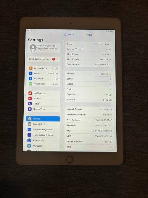 IPAD AIR 2 WIFI & 4G 64GB  A1567 MINT CONDITION
