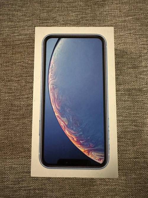 i PHONE XR 64GB MINT CONDITION AS NEW 86% BATT HEALTH