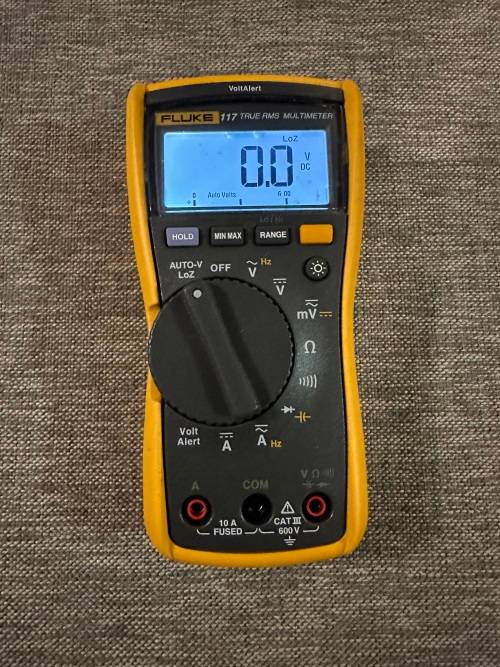 FLUKE 117 MULTIMETTRE GOOD CONDITION