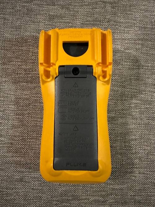 FLUKE 117 MULTIMETTRE GOOD CONDITION