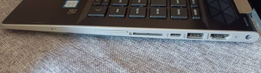 HP Pavillion x360 Convertible 14-cd0xxx, TouchScreen, Intel 8th Gen i5-8250U, 16Gb RAM, 256GB m.2