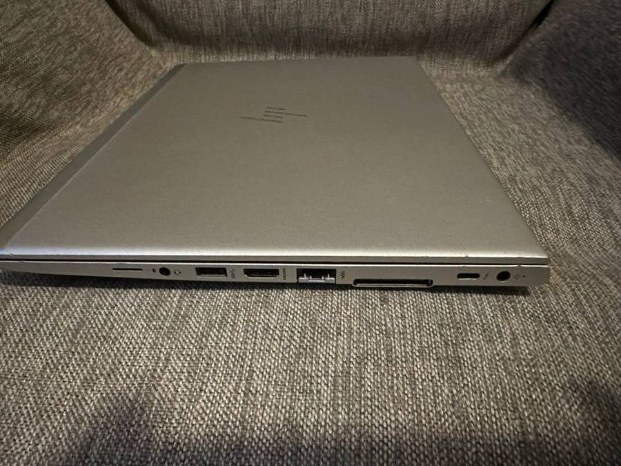HP EliteBook 840 G5  8th Gen i7-8550U@1.9GHz, 8GB RAM, 256GB SSD,UHD GRAPHICS 620 FHD Display LTE