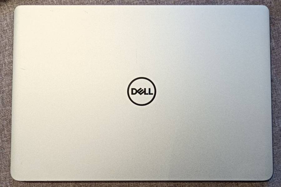 Dell Vostro 5581, 8th Gen Intel i5-8265U@1.6GHz,8GB RAM, 1 TB HDD, 15.6` FHD Display, Widows 10 Pro