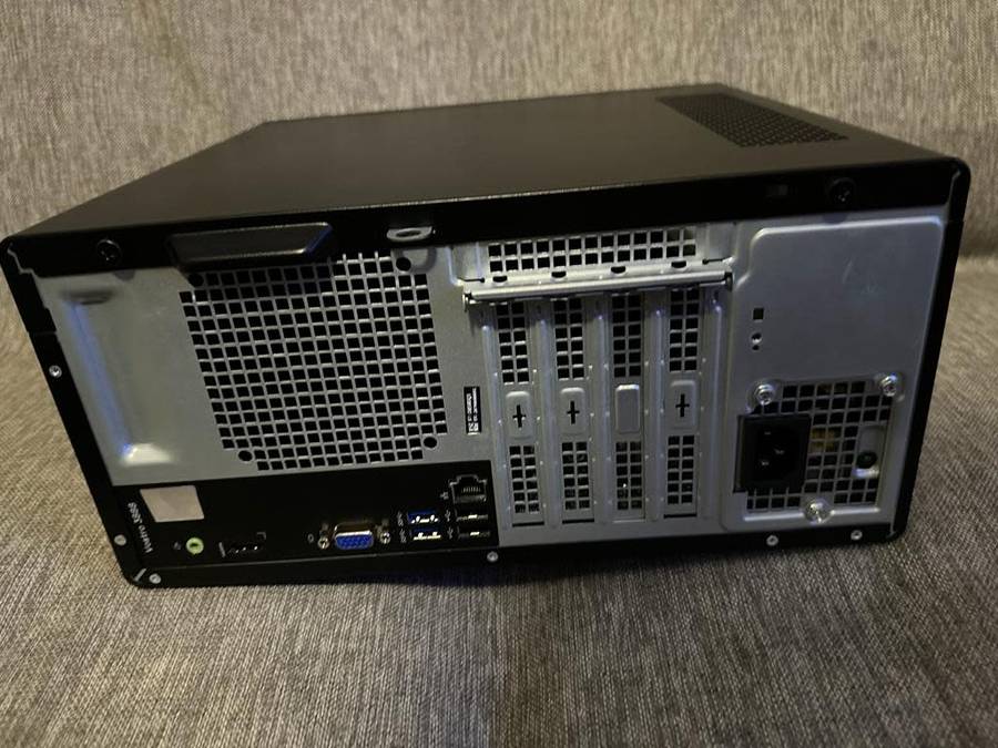 DELL VOSTRO 3888  I5 1OTH GEN 4GB RAM 500GBB HDD WITH WIFI STILL UNDER DELL WARRANTY