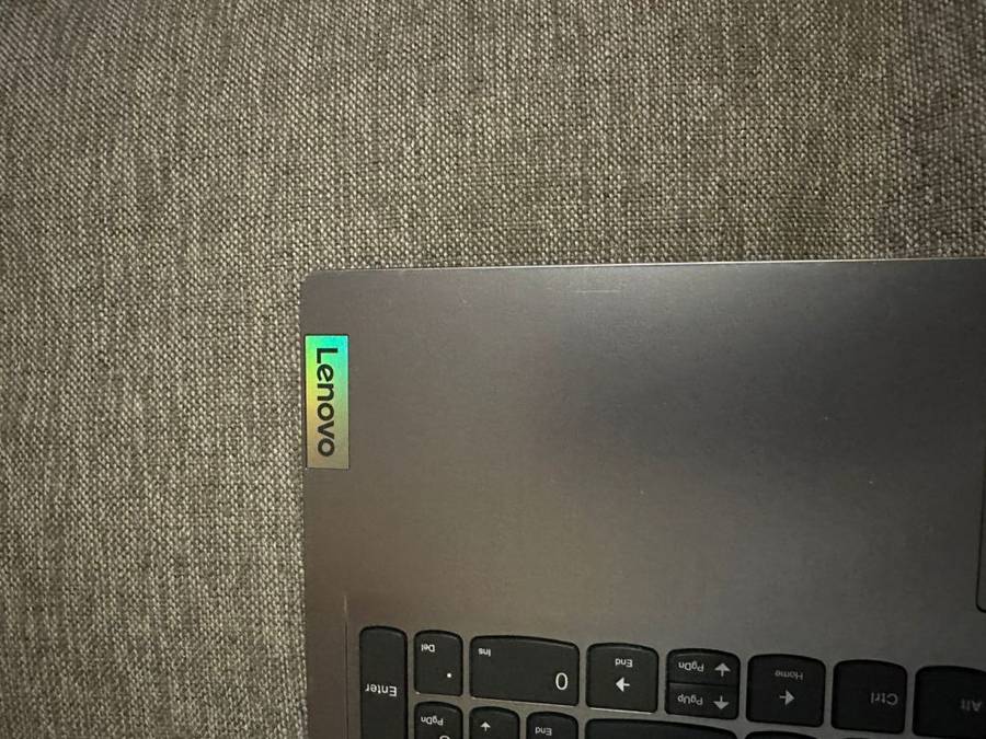 Lenovo IdeaPad 3 15ADA6 15.6-inch HD Laptop - AMD Athlon Gold 8gb Ram 256gbssd