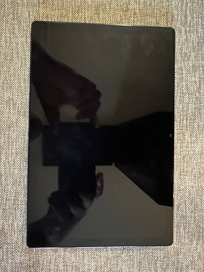 SAMSUNG GALAXY TAB A8 SM-X200 LTE AND WIFI MINT CONDITION