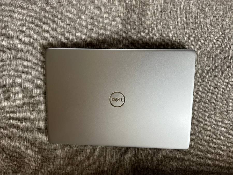 DELL Vostro 13  5370 8th Gen Intel Core i7-8550U 16gb Ram 512gb Ssd Mint Condition