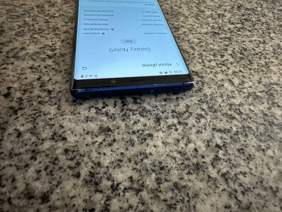 Samsung Note 9, 6GB RAM, 128Gb storage, dual  SIM with stylus pen