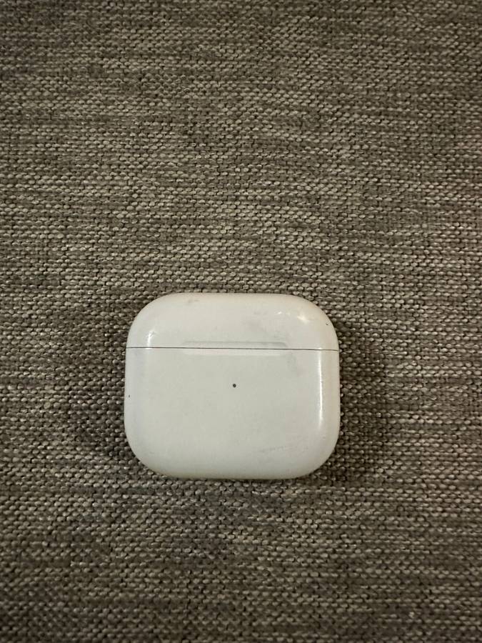Apple AirPods 3rd Generation with Lightning Charging Case