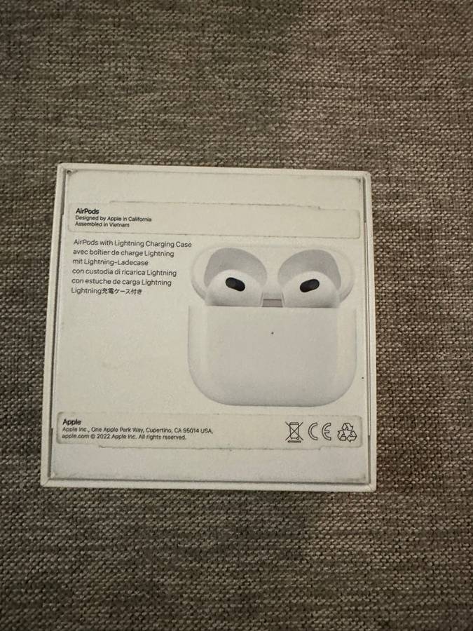 Apple AirPods 3rd Generation with Lightning Charging Case