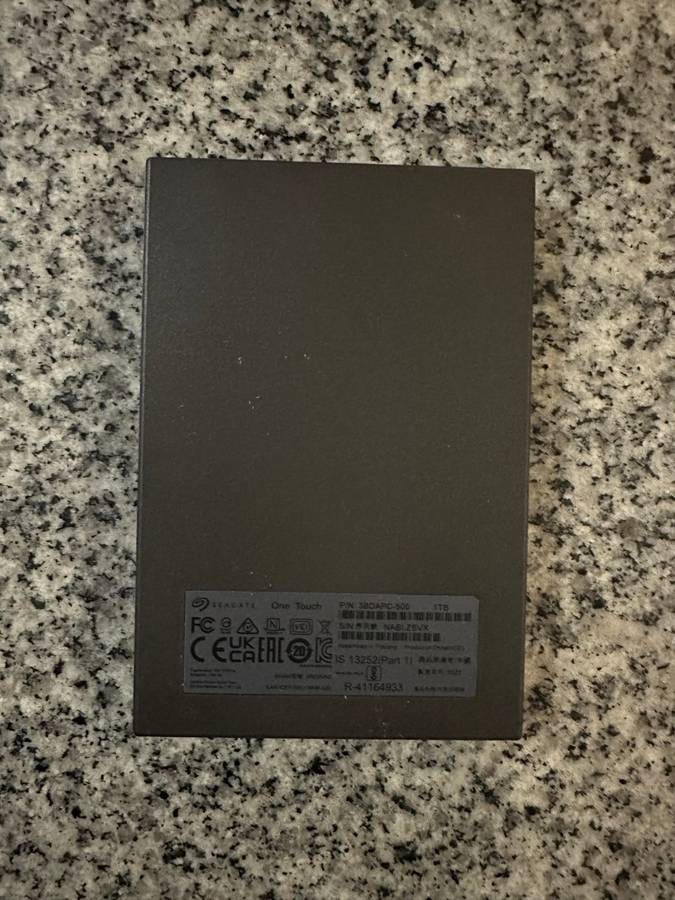 Share Seagate 1TB 2.5` One Touch Portable Black