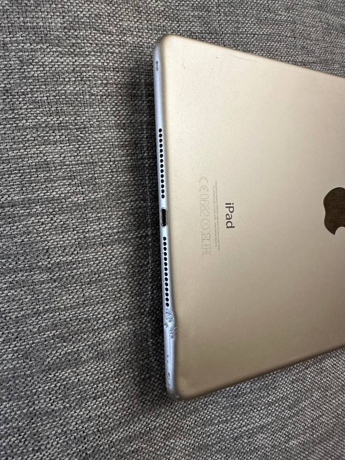 IPAD AIR 2 WIFI AND 4G 64GB MODEL A1567