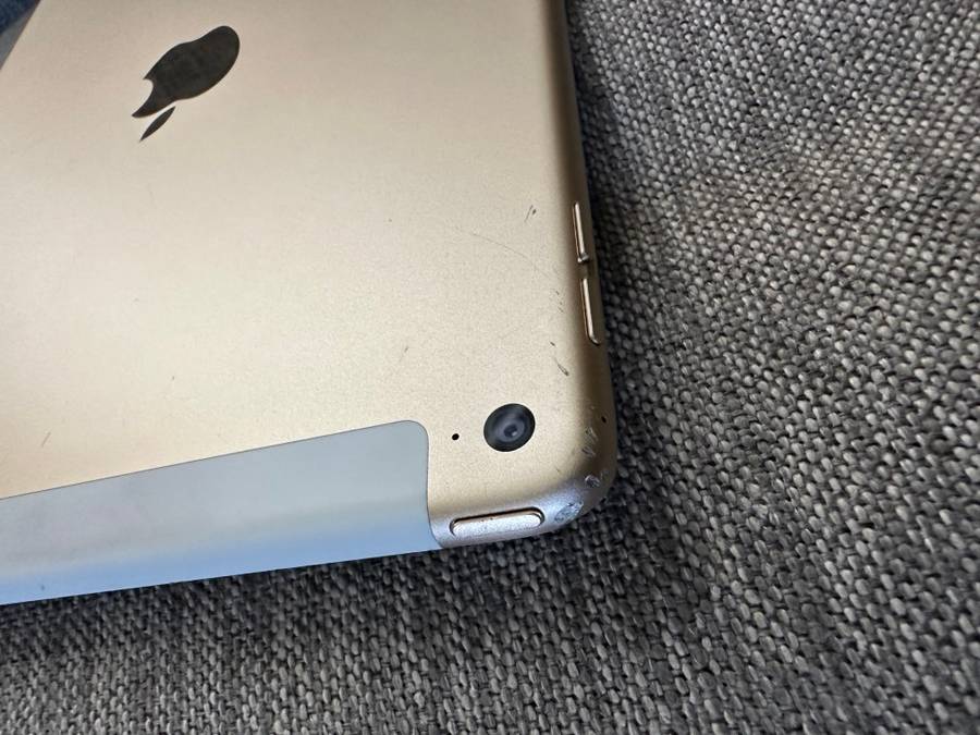 IPAD AIR 2 WIFI AND 4G 64GB MODEL A1567