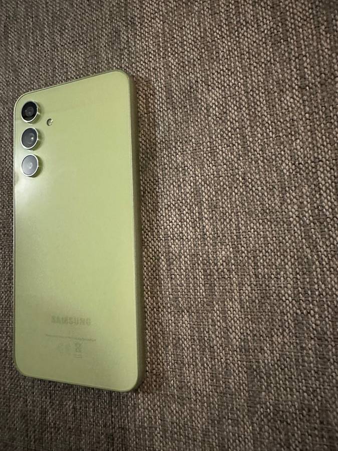 Samsung A54 5G Dual Sim  8GB RAM 256G MEMORY Mint As New Condition