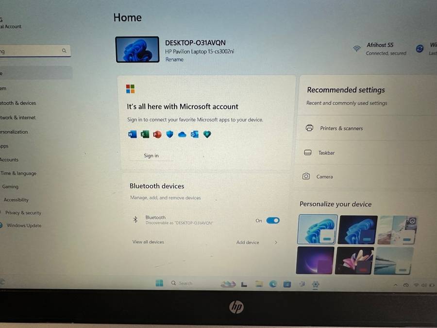 Hp Pavillion 15-Cs3002ni Core 17 10th gen 16gb ram 512gb ssd Intel [R] Iris[R] Plus Graphics