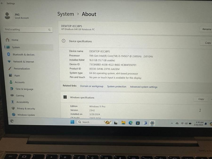 EliteBook 840 G8, 11th Gen i5 16GB RAM, 256GB NVMe SSD, 14` LTE  FHD Display Still with Hp Warranty