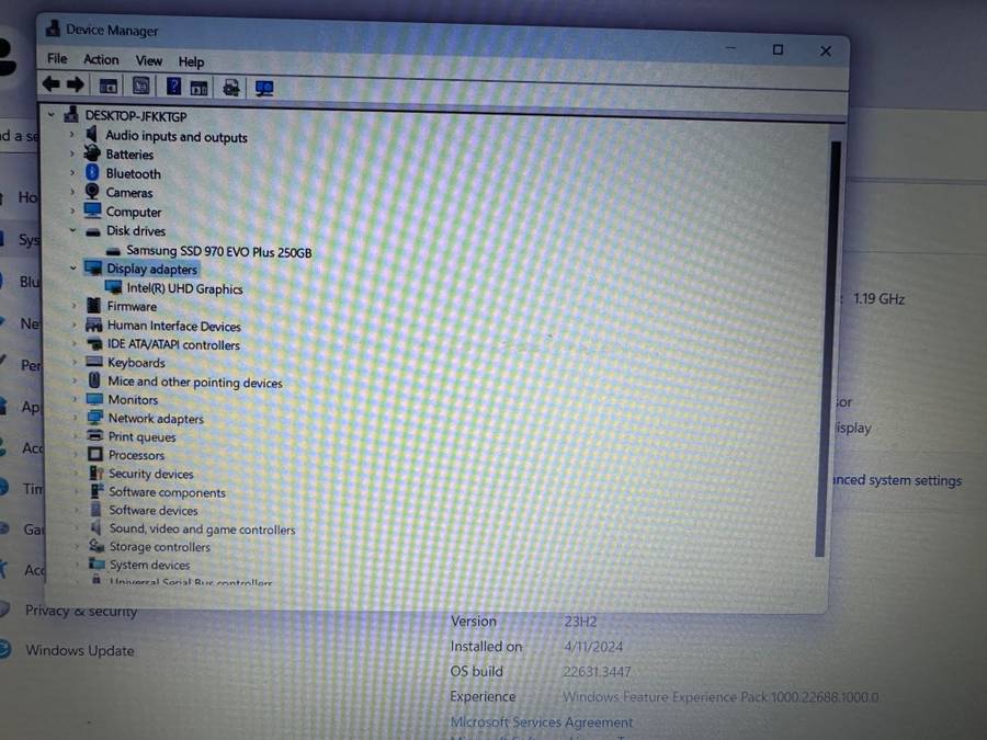 LENOVO V15-IIL CORE I5 10TH GEN 20GB RAM 250GB SSD FHD DISPLAY