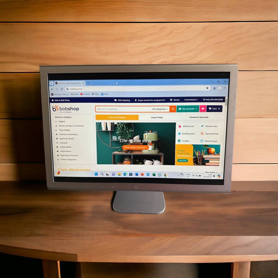 Apple Cinema Display A1801 1680x1050 20` LCD